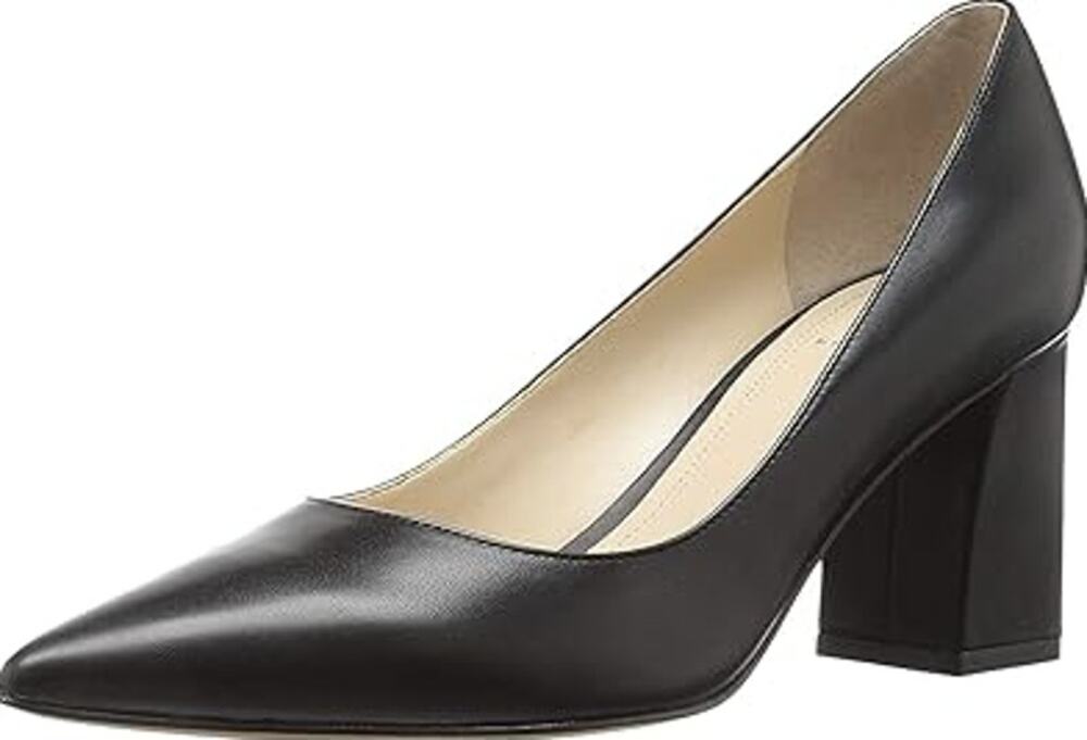 Marc Fisher LTD Zala Black Leather Pointed Toe Pumps Size: 6.5
